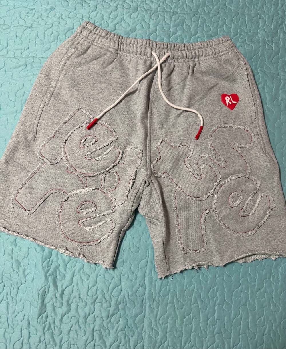 Red Letters "Red Hearts Don't Break" Scattered Sweat Shorts Size L